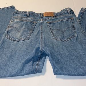 Vintage Levi 550's size W40 L30 made in the USA 🇺🇸